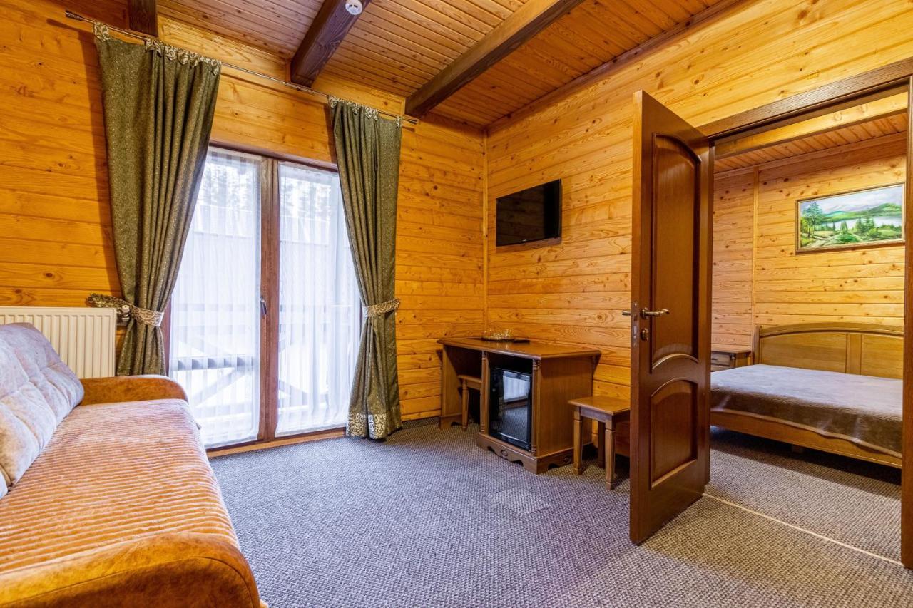 Arnika Hotel Bukovel Exterior photo
