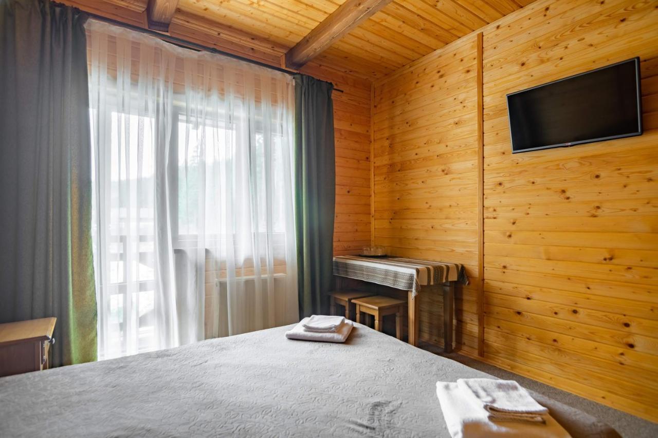 Arnika Hotel Bukovel Exterior photo